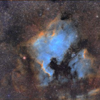 The North America & Pelican Nebulae widefield (Hubble)