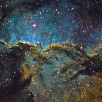 NGC 6199 - The fighting Dragons of Ara